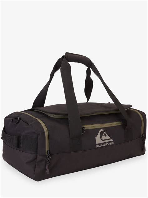 quiksilver carry on luggage.